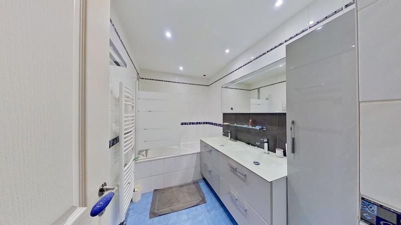 Appartement - 116 m² - 3 pièces