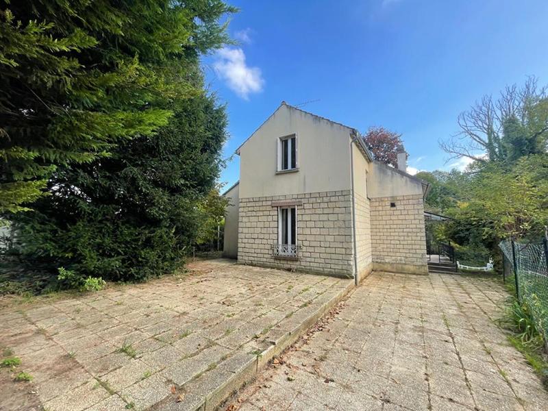 Maison - 91 m² - 5 pièces