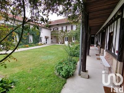 Maison - 604 m² - 21 pièces