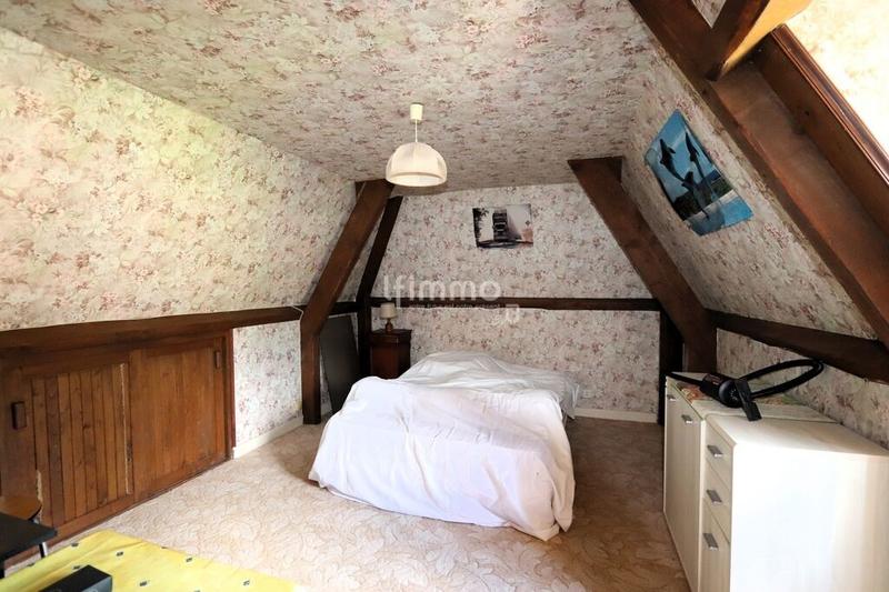 Demeure - 185 m² - 10 pièces