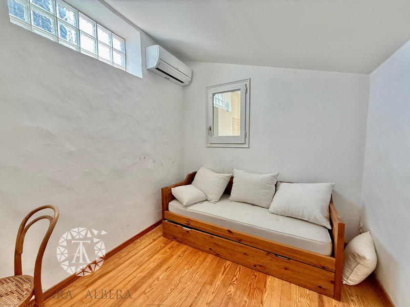 Maison - 189 m² - 6 pièces