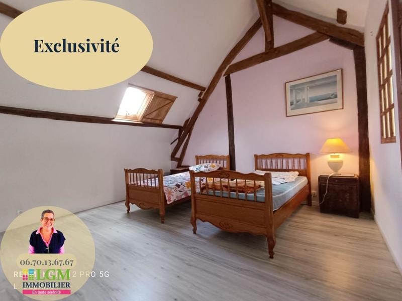 Maison - 409 m² - 9 pièces