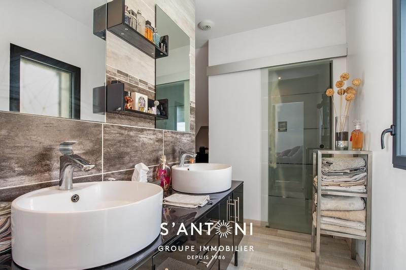 Villa - 138 m² - 4 pièces