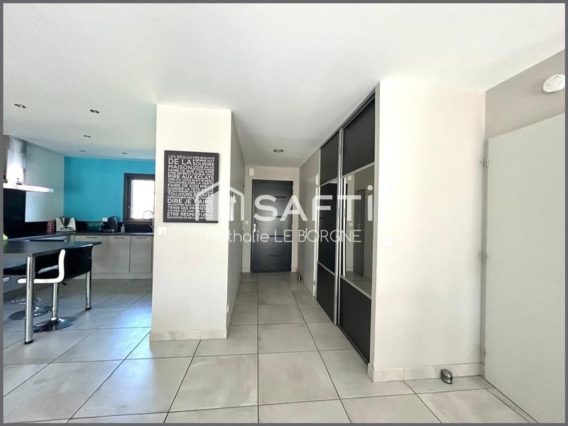 Maison - 95 m² - 5 pièces