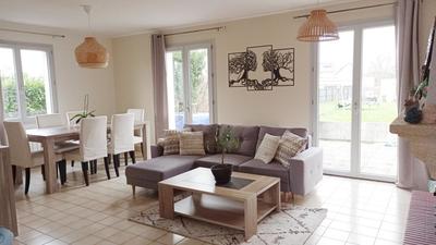 Maison - 137 m² - 7 pièces