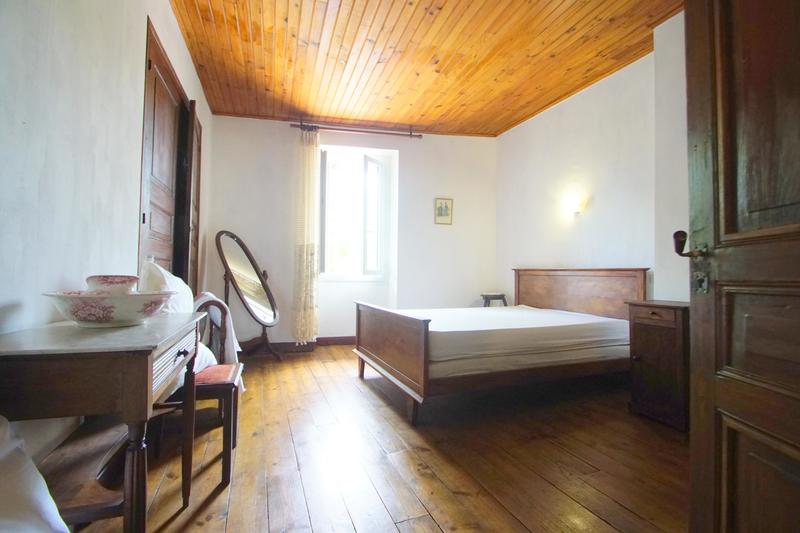 Viager - Maison de ville - 160 m² - 7 pièces