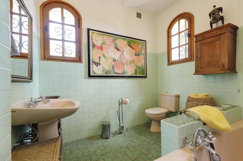 Villa - 360 m² - 9 pièces