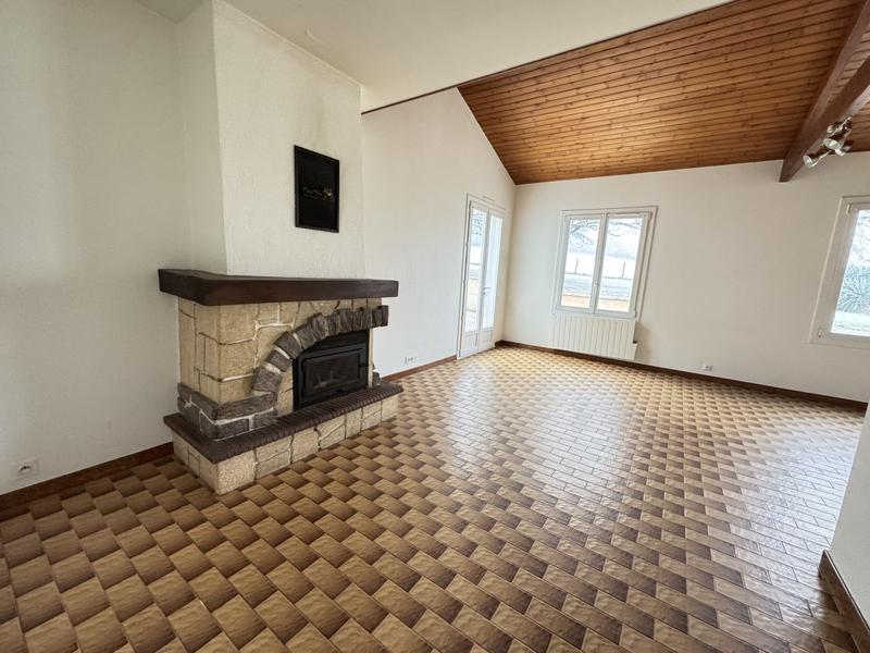 Maison - 95 m² - 5 pièces