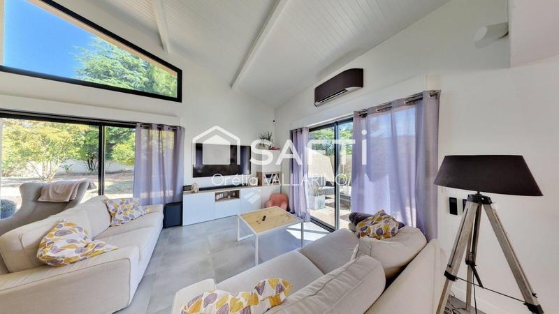 Villa - 145 m² - 6 pièces