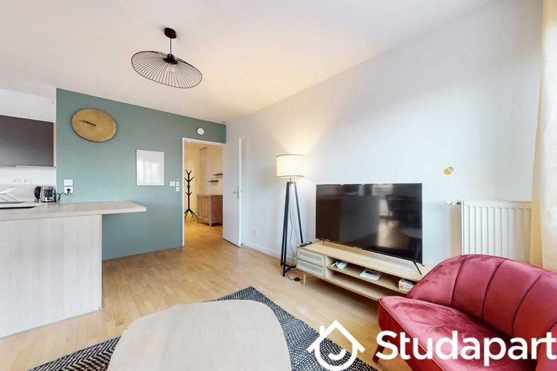 Chambre - 9 m² - 1 pièce