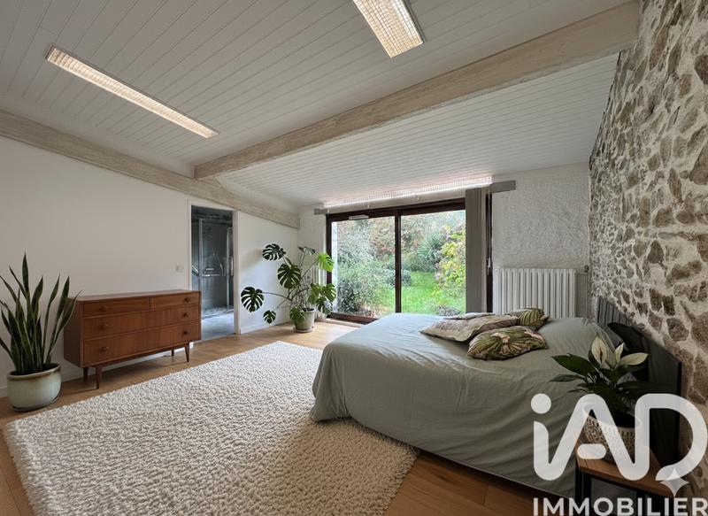 Maison - 176 m² - 7 pièces