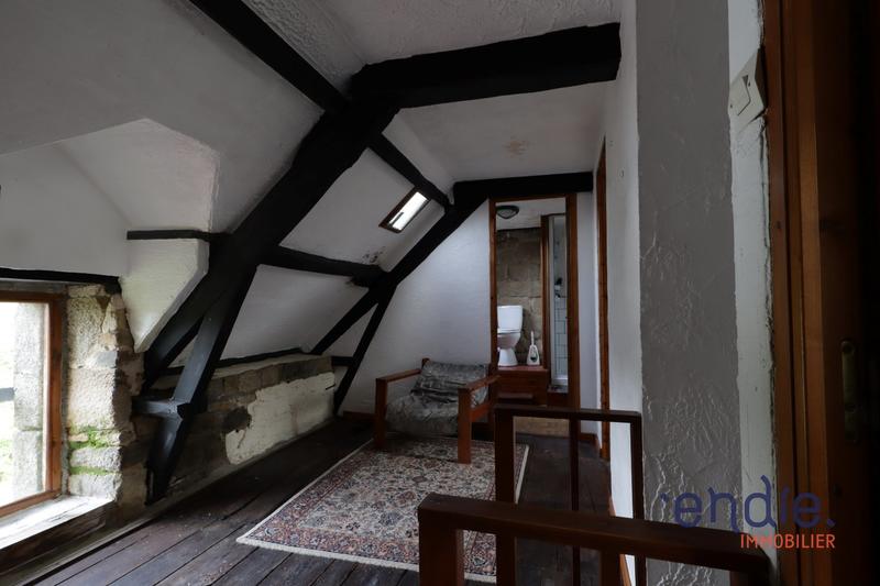 Maison - 221 m² - 9 pièces