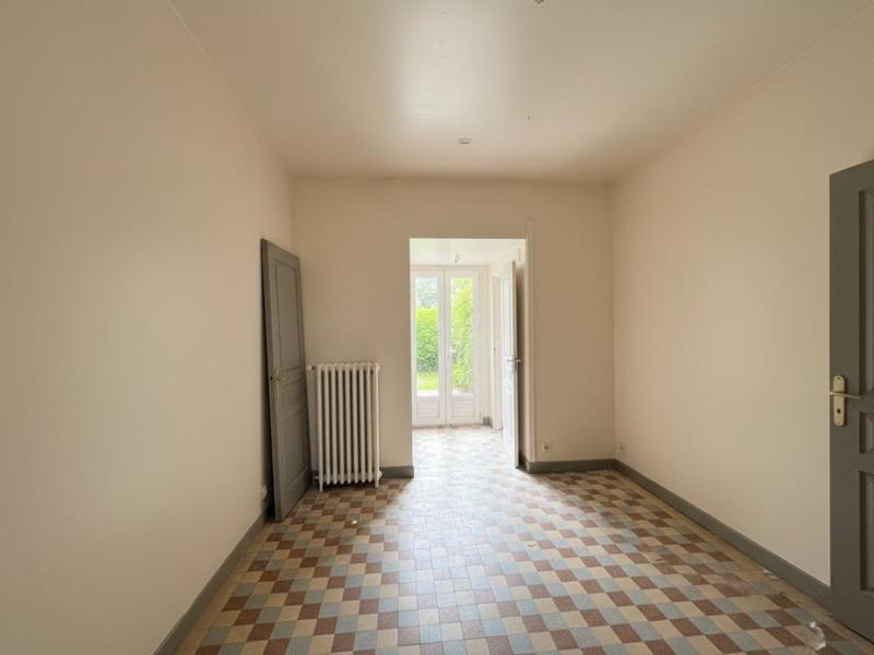 Immeuble - 222 m² - 13 pièces