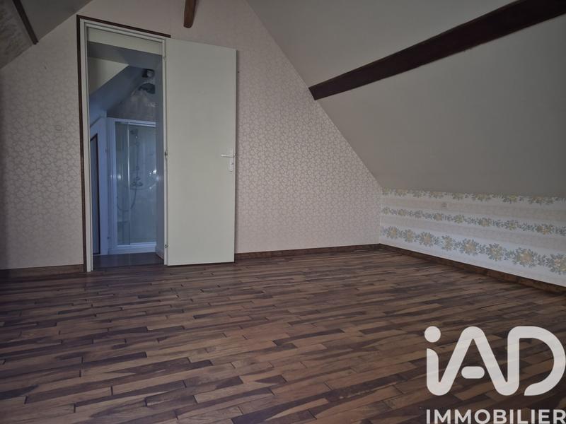 Maison - 239 m² - 7 pièces