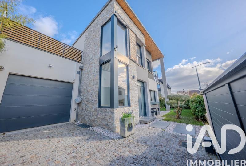 Maison - 194 m² - 7 pièces