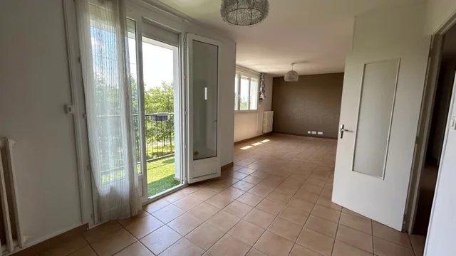 Appartement - 89 m² - 5 pièces