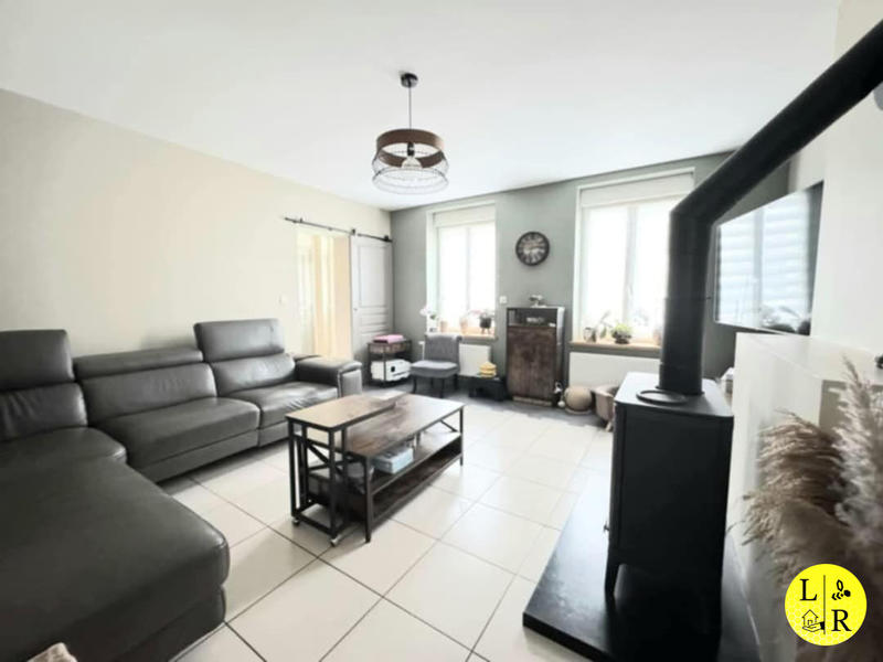 Maison - 167 m² - 8 pièces