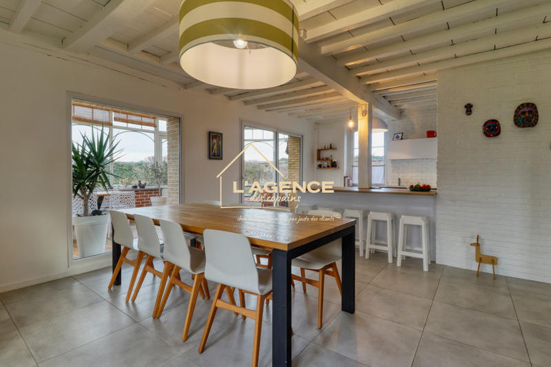 Maison - 192 m² - 6 pièces