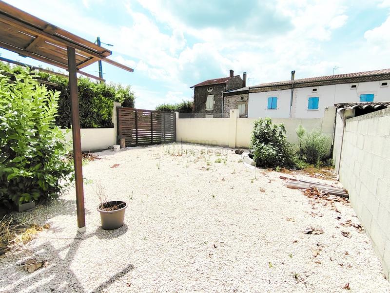 Maison - 90 m² - 3 pièces