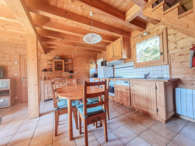 Maison - 80 m² - 5 pièces