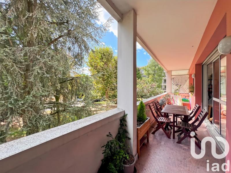 Appartement - 90 m² - 4 pièces