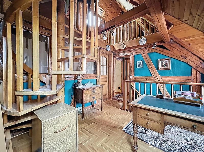 Maison - 141 m² - 6 pièces