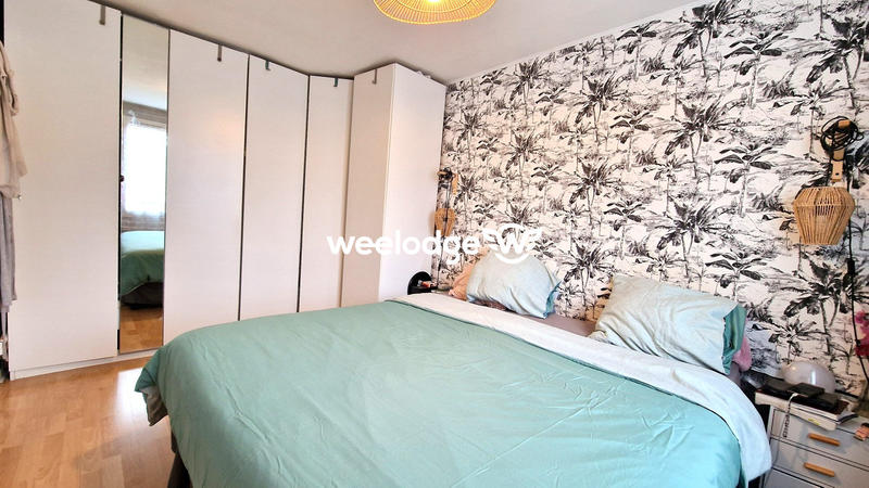 Maison - 93 m² - 5 pièces