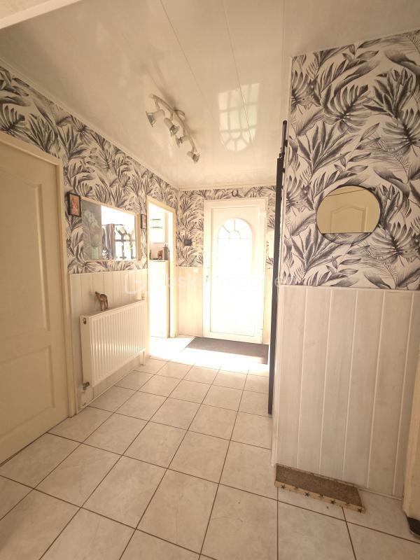 Maison - 99 m² - 5 pièces