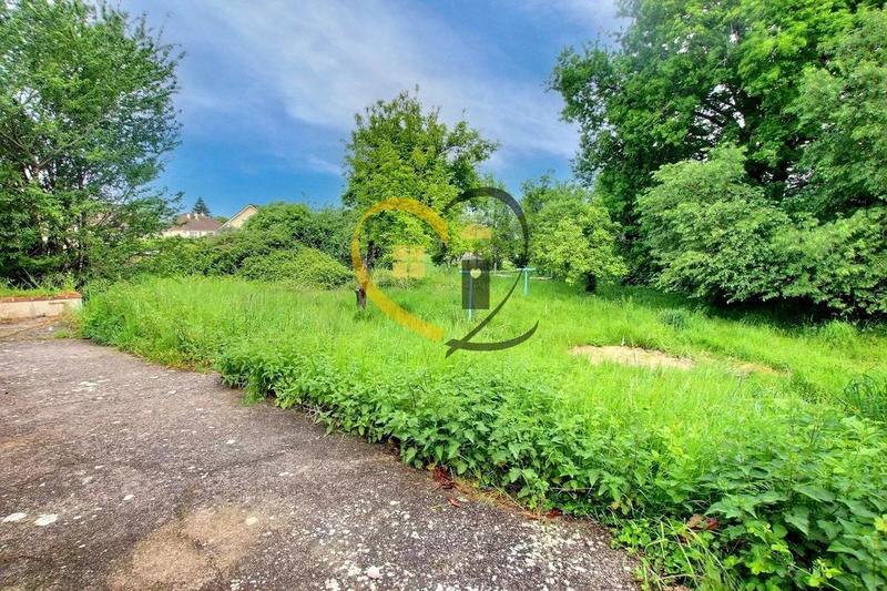 Maison de village - 90 m² - 4 pièces