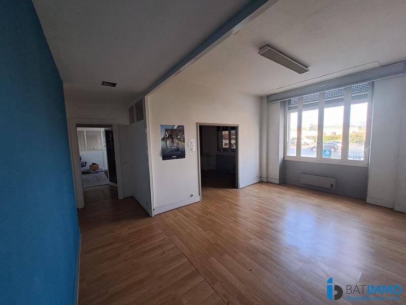 Local d'activités - 1 800 m²