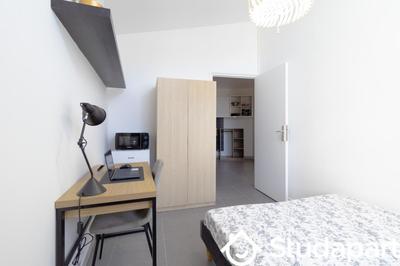 Chambre - 10 m² - 1 pièce