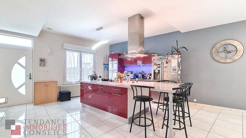 Maison ancienne - 136 m² - 6 pièces