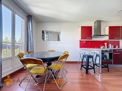 Appartement - 76 m² - 4 pièces