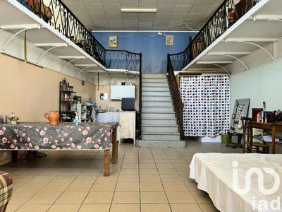 Maison - 220 m² - 8 pièces