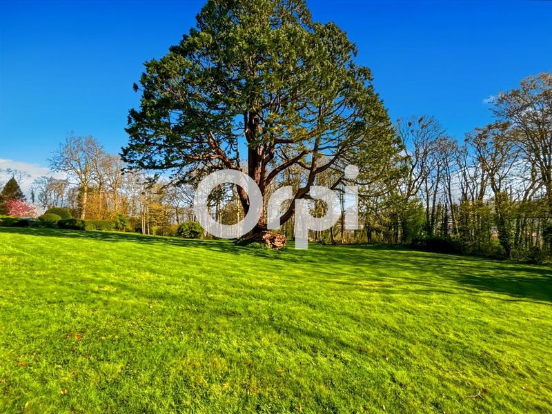 Maison de campagne - 625 m² - 21 pièces