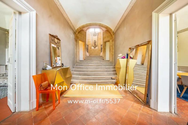 Maison - 500 m² - 8 pièces