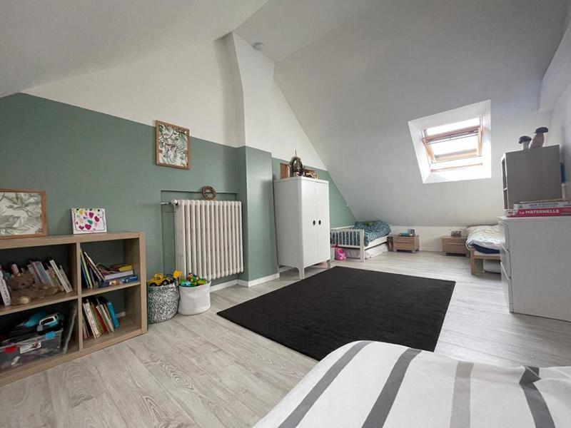 Maison - 111 m² - 6 pièces