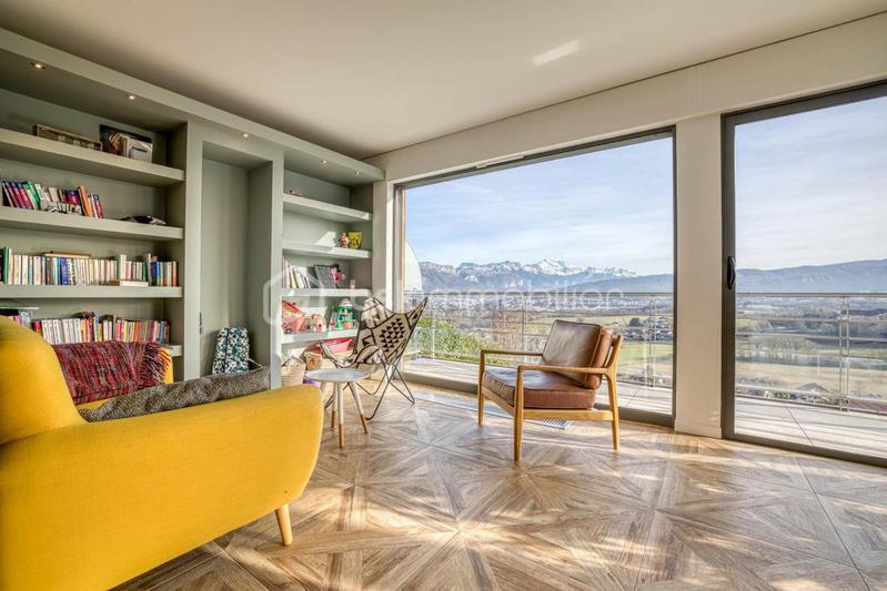 Maison - 212 m² - 6 pièces