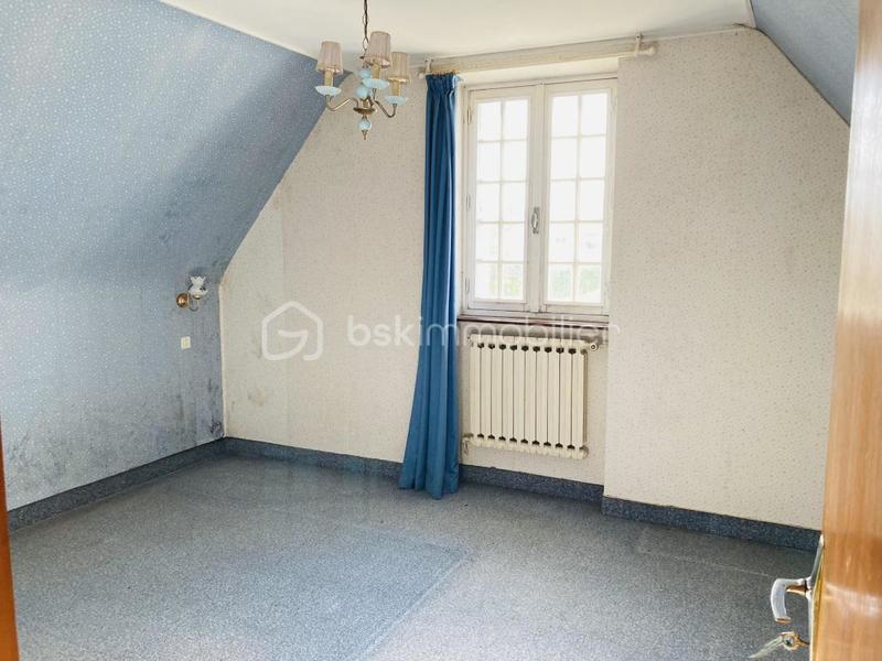 Demeure - 93 m² - 7 pièces