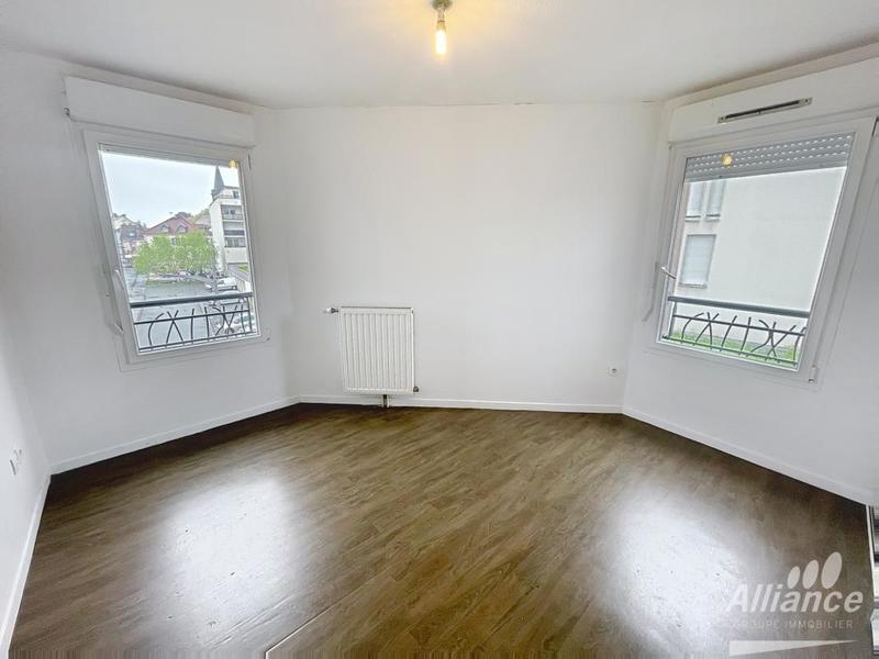 Duplex - 70 m² - 4 pièces