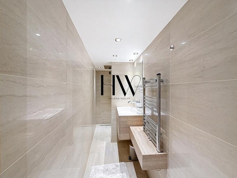 Appartement - 164 m² - 5 pièces