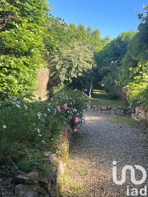 Maison de maîtres - 232 m² - 11 pièces