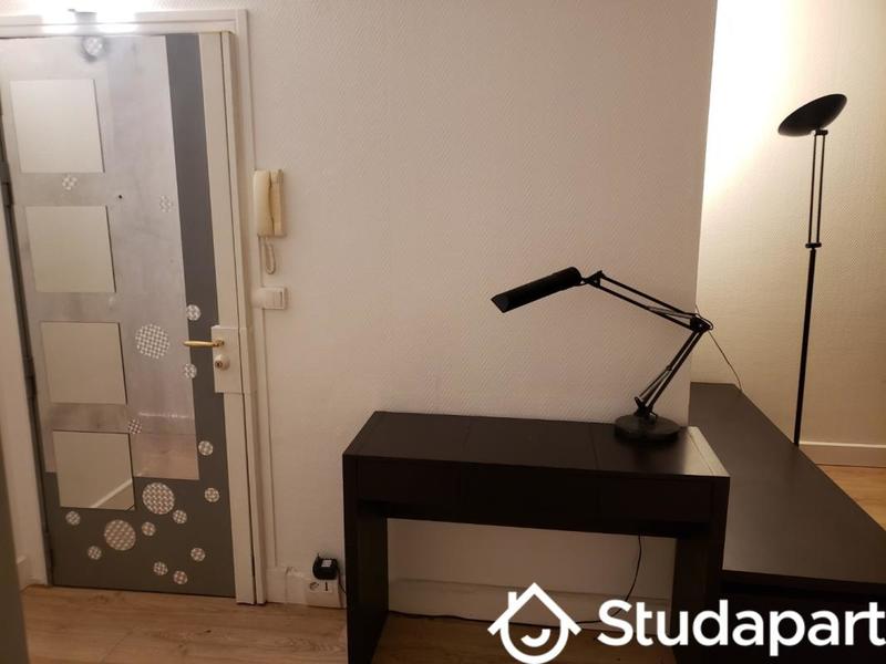 Chambre - 28 m² - 1 pièce