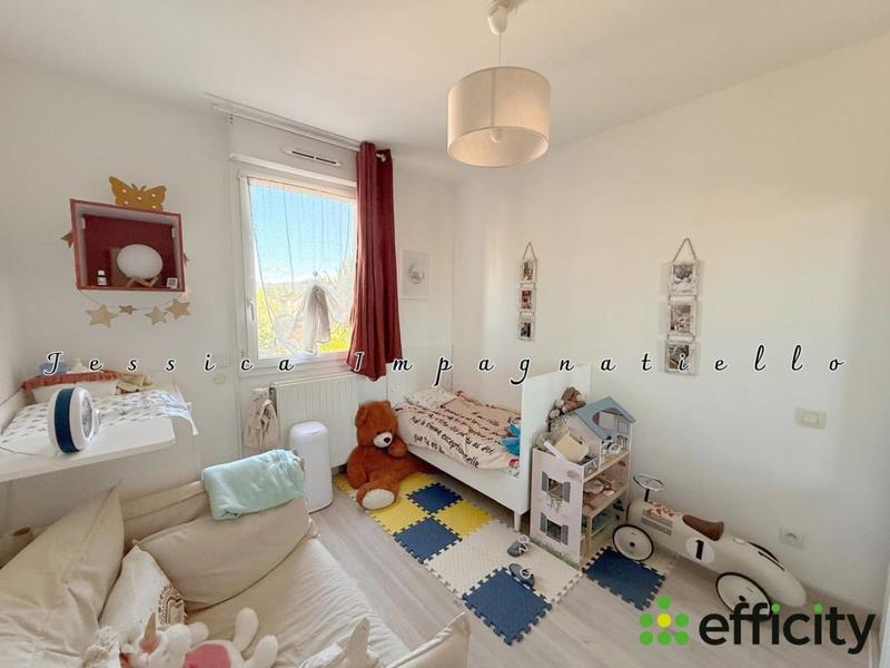 Appartement - 76 m² - 4 pièces