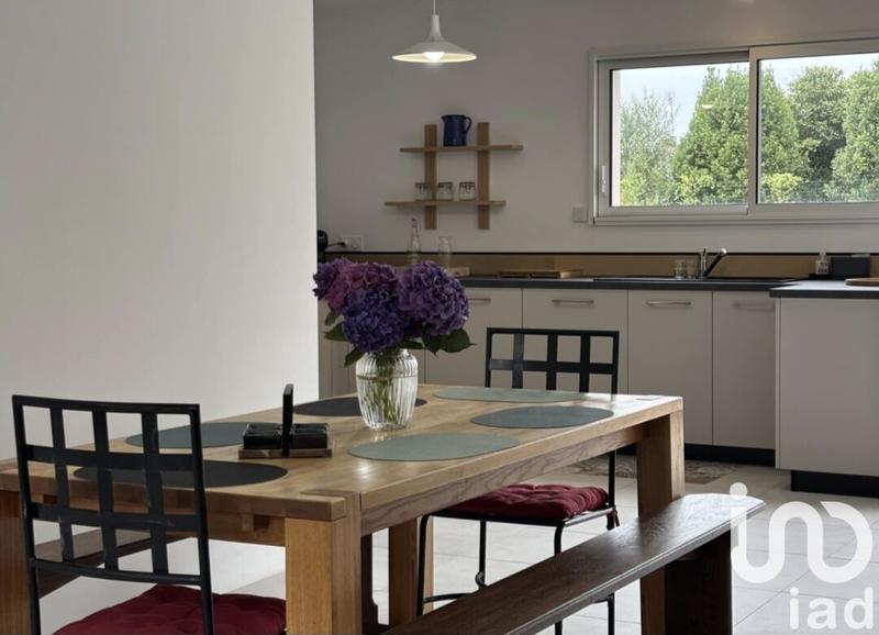 Maison - 161 m² - 6 pièces