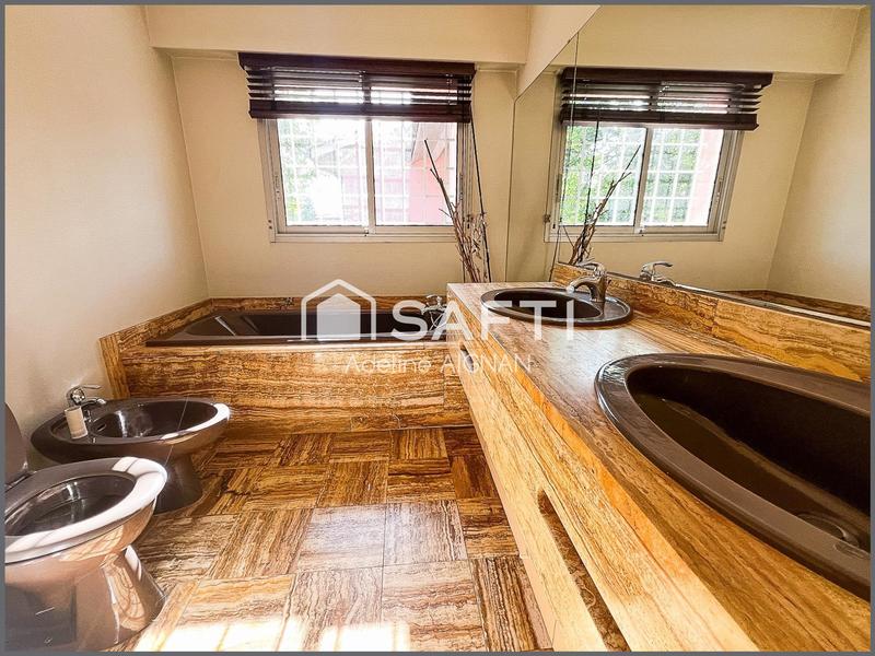 Maison - 160 m² - 5 pièces