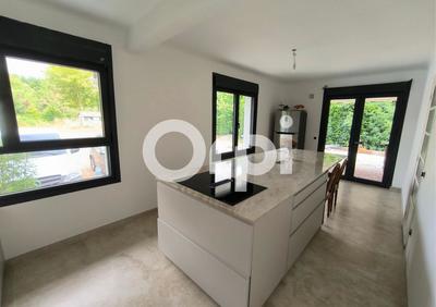 Maison - 157 m² - 6 pièces