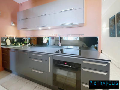 Appartement - 61 m² - 2 pièces