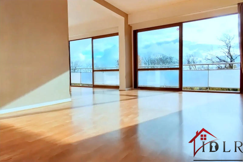 Appartement - 95 m² - 4 pièces