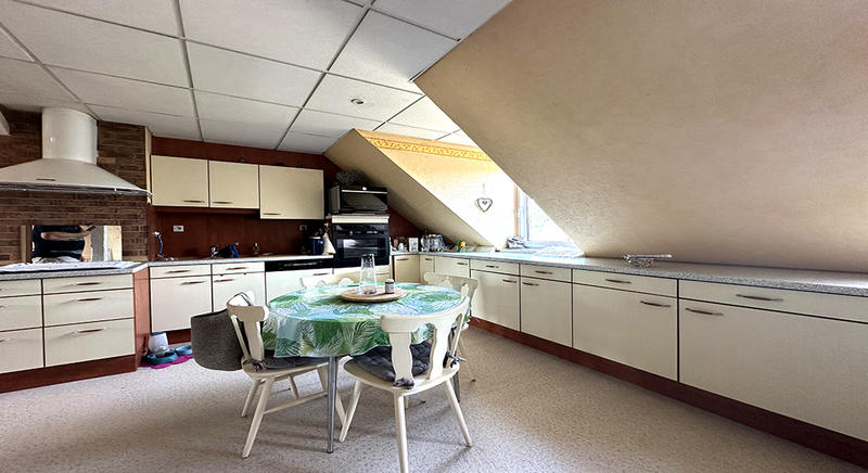 Maison - 439 m² - 14 pièces